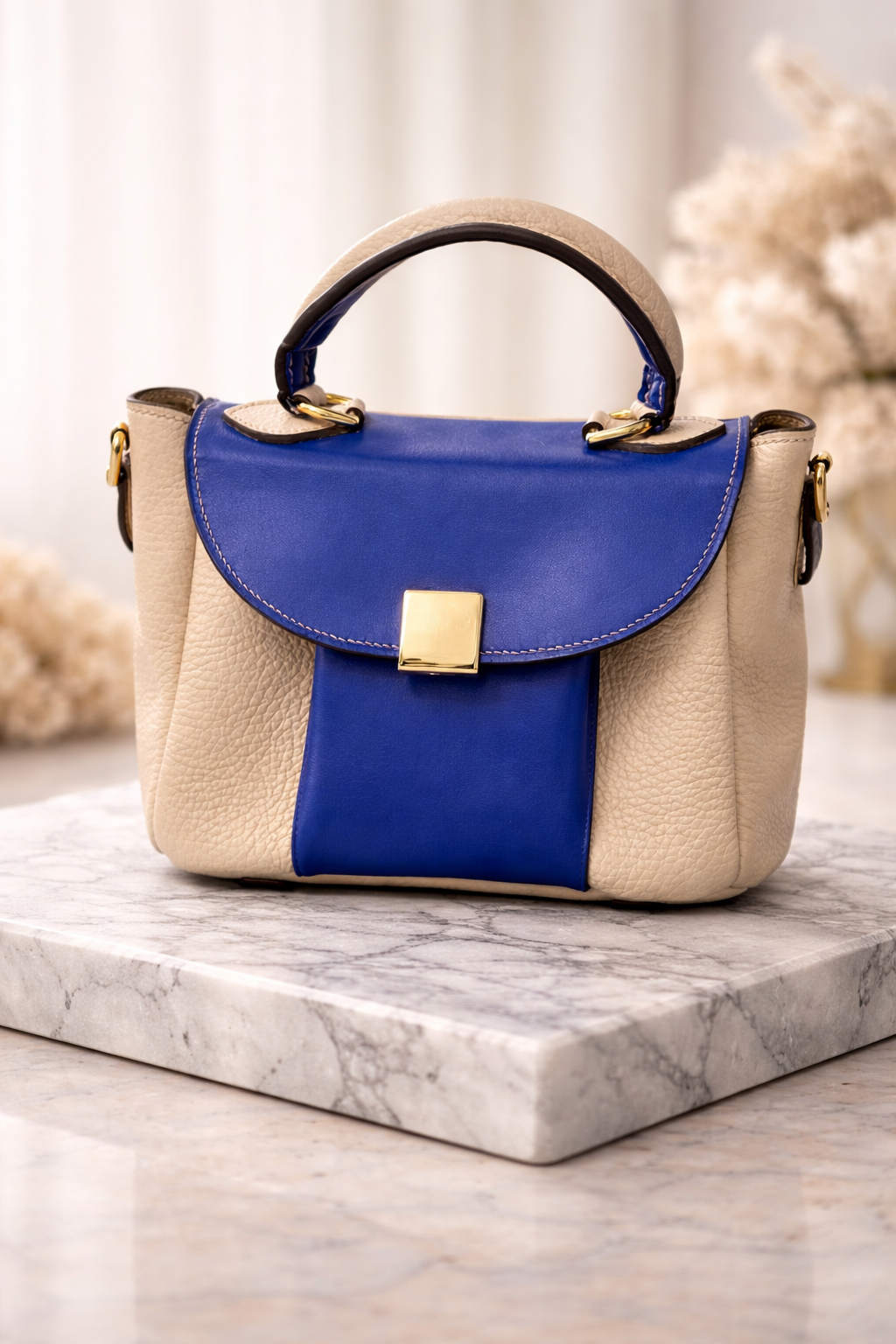 Sac à main cuir beige et bleu petit format